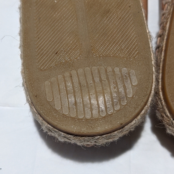 Mint and Rose Slip On - Picture 7 of 8